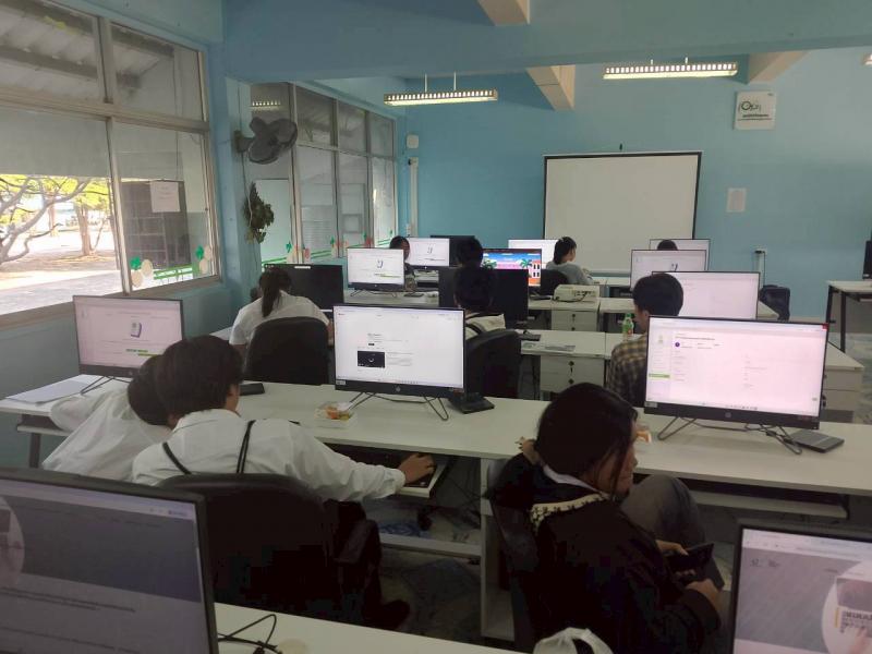 2. เข้าร่วมโครงการส่งเสริมและพัฒนาทักษะความรู้เพื่อขับเคลื่อนและยกระดับกำลังคนดิจิทัลประจำอำเภอ