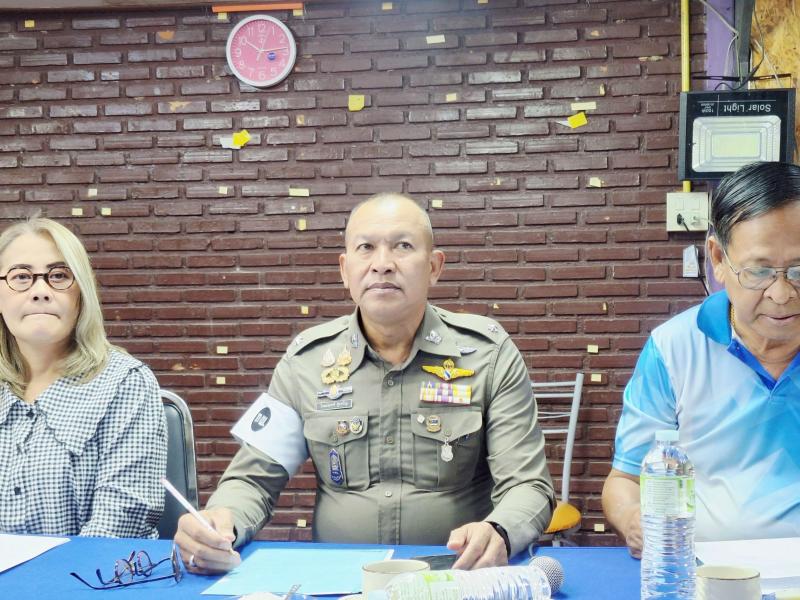 2. ดำเนินการประชุมคณะกรรมการห้องสมุดประชาชนอำเภอขาณุวรลักษบุรี ครั้งที่ 1/2569