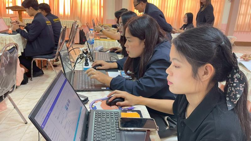 14. เข้าร่วมอบรมโครงการการพัฒนาระบบบริหารงานการเรียนรู้ตลอดชีวิต Lifelong Learning Kpp.Dole Platform ของสำนักงานส่งเสริมการเรียนรู้ประจำจังหวัดกำแพงเพชร 