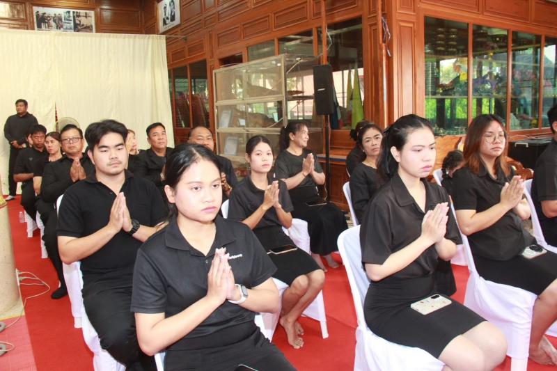 5. เข้าร่วมพิธีบำเพ็ญกุศลทักษิณานุประทานอุทิศถวายพระราชกุศล เมื่อเสด็จสวรรคตครบสตมวาร (100 วัน) 