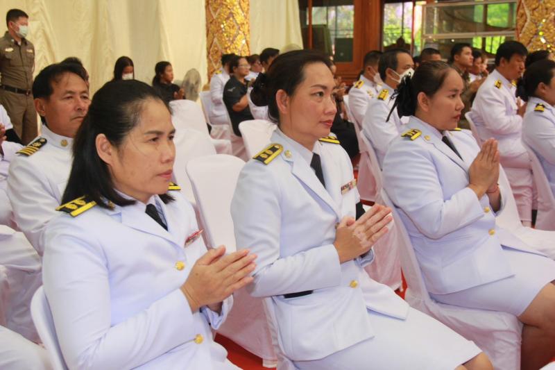 4. เข้าร่วมพิธีบำเพ็ญกุศลทักษิณานุประทานอุทิศถวายพระราชกุศล เมื่อเสด็จสวรรคตครบสตมวาร (100 วัน) 