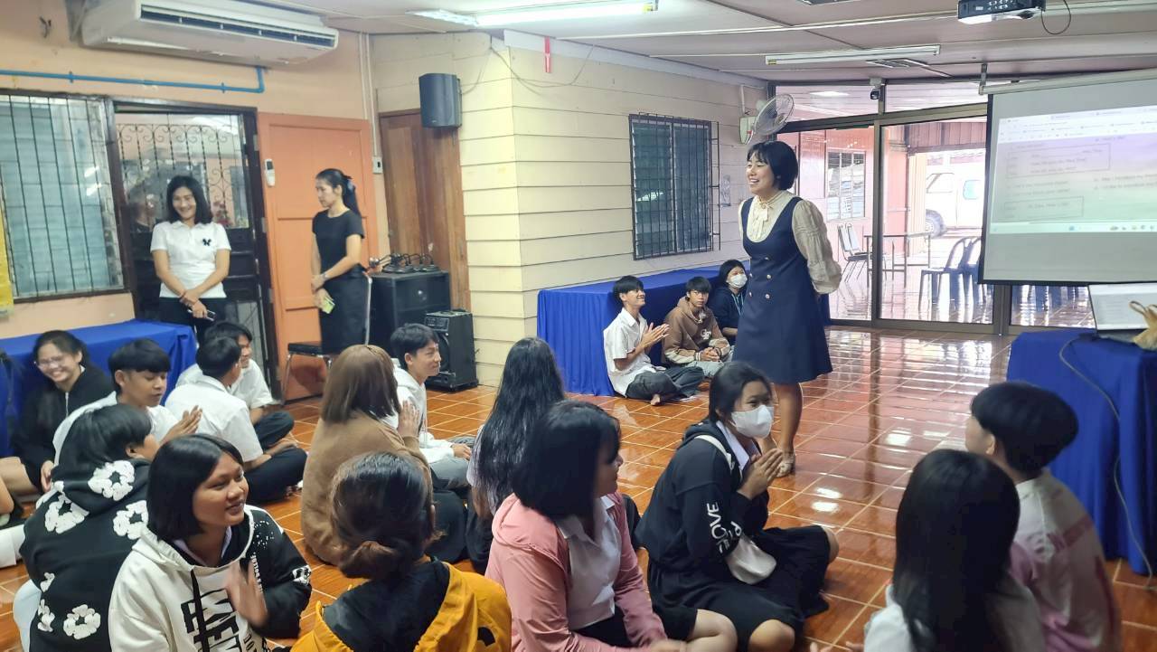 จัดโครงการค่ายวิชาการเพื่อพัฒนาพื้นฐานความรู้ และการสร้างภูมิคุ้มกันตนเองให้พร้อมสู่ศตวรรษที่ 21