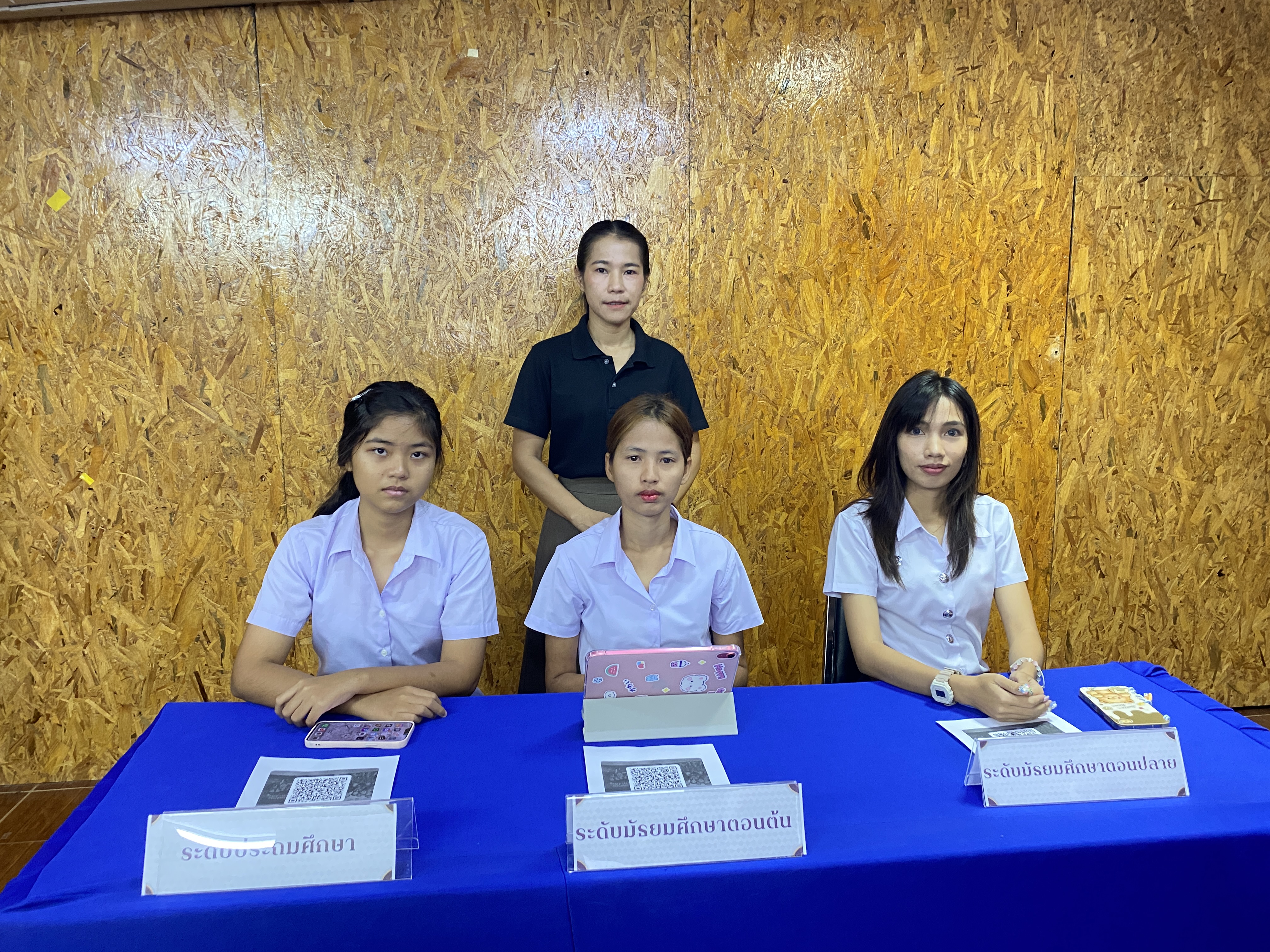 เข้าร่วมการแข่งขันตอบคำถามหนังสือพระราชนิพนธ์ สมเด็จพระกนิษฐาธิราชเจ้า กรมสมเด็จ    พระเทพรัตนราชสุดาฯ สยามบรมราชกุมารี (ระดับจังหวัด)