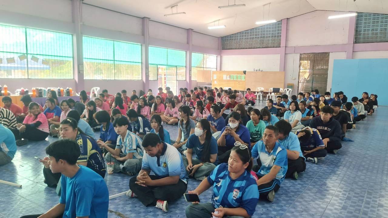 โครงการแข่งขันกีฬา ศูนย์ส่งเสริม การเรียนรู้ระดับอำเภอขาณุวรลักษบุรี  ต้านยาเสพติด