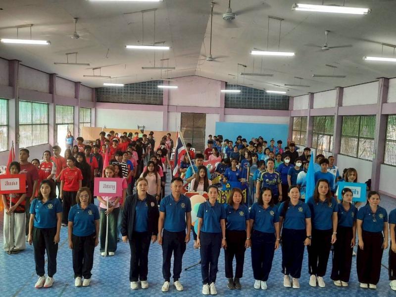 13. โครงการแข่งขันกีฬา ศูนย์ส่งเสริม การเรียนรู้ระดับอำเภอขาณุวรลักษบุรี  ต้านยาเสพติด