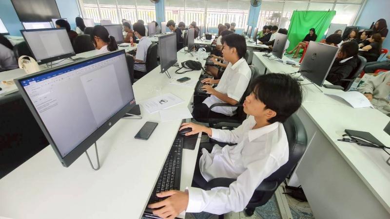 17. โครงการการเรียนรู้การใช้คอมพิวเตอร์เบื้องต้น