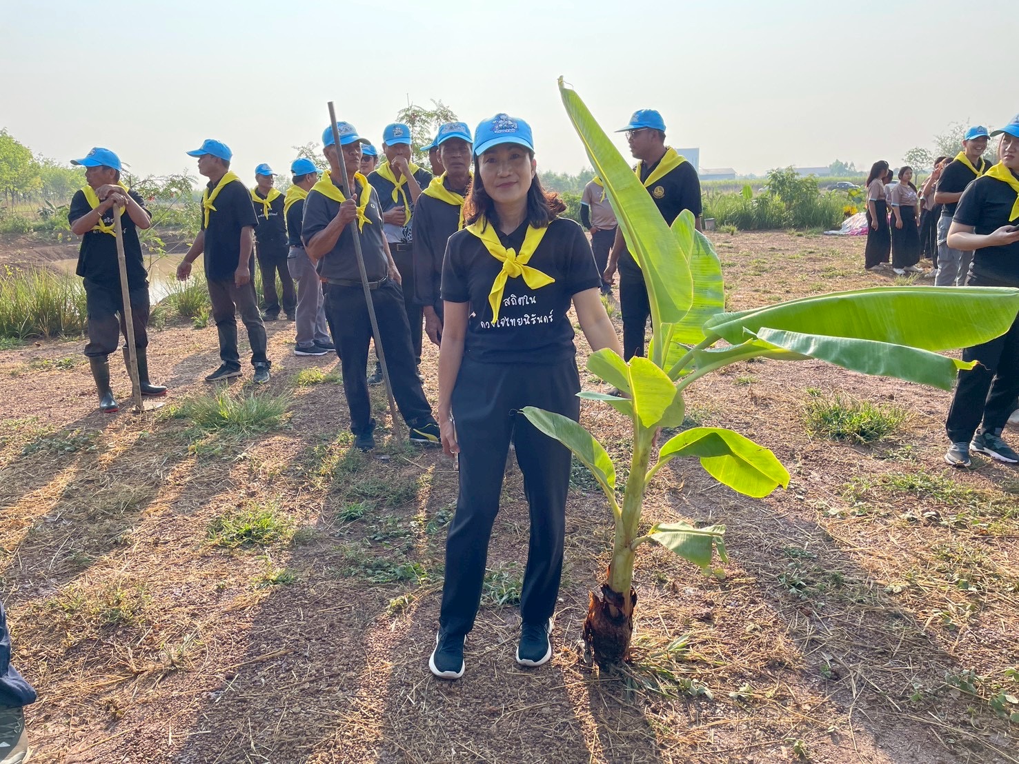 เข้าร่วมกิจกรรมพัฒนาแหล่งเรียนรู้   โคก หนอง นา  ข้าราชบริพาร หน่วยราชการในพระองค์ 