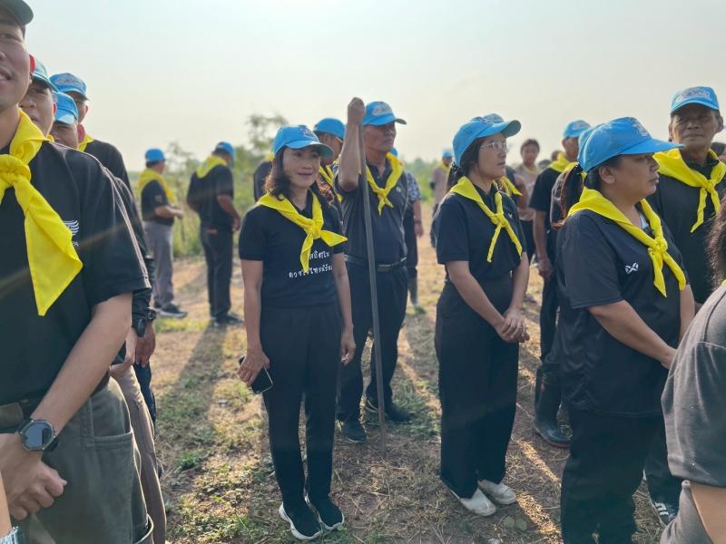 2. เข้าร่วมกิจกรรมพัฒนาแหล่งเรียนรู้  โคก หนอง นา  ข้าราชบริพาร หน่วยราชการในพระองค์ 