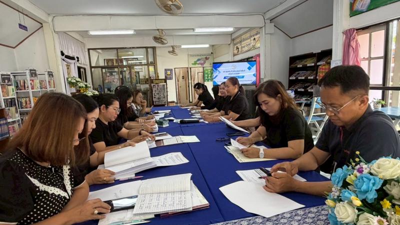 2. ประชุมประจำเดือน ครู บุคลากร ศูนย์ส่งเสริมการเรียนรู้ระดับอำเภอขาณุวรลักษบุรี ประจำเดือนกุมภาพันธ์ ครั้งที่ 2/2569