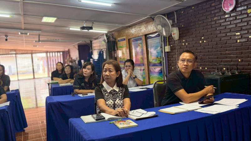 2. ประชุมประจำเดือน ครู บุคลากร ศูนย์ส่งเสริมการเรียนรู้ระดับอำเภอขาณุวรลักษบุรี ประจำเดือนมีนาคม ครั้งที่ 3/2569