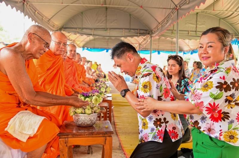 5. เข้าร่วมพิธีเปิดโครงการประเพณีสงกรานต์ ประจำปี 2569