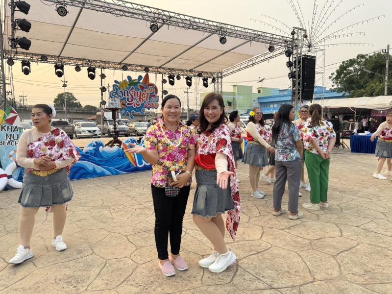 8. เข้าร่วมพิธีเปิดโครงการประเพณีสงกรานต์ ประจำปี 2569