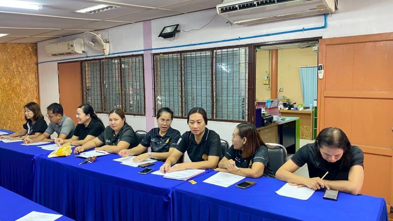 4. ประชุมประจำเดือน ครู บุคลากร ศูนย์ส่งเสริม การเรียนรู้ระดับอำเภอขาณุวรลักษบุรี ประจำเดือนเมษายน ครั้งที่ 4/2569