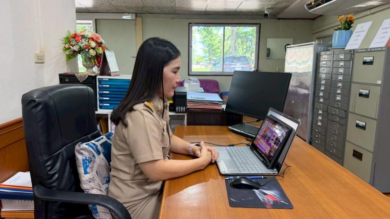 2. เข้าร่วมประชุมหารือ การกำหนดแผนการอบรมครู สกร. สู่ครูนวัตกรรม