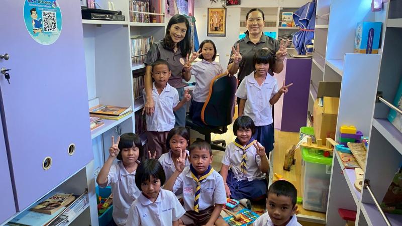 4.  เข้าร่วมโครงการ “หน่วยบำบัดทุกข์ บำรุงสุข สร้างรอยยิ้ม ให้ประชาชน”