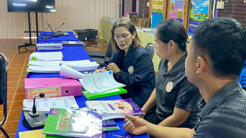 3. รับการนิเทศจากสำนักงานส่งเสริมการเรียนรู้ประจำจังหวัดกำแพงเพชร เพื่อนิเทศ ติดตามการดำเนินงานตามนโยบาย และจุดเน้นของกรมส่งเสริมการเรียนรู้