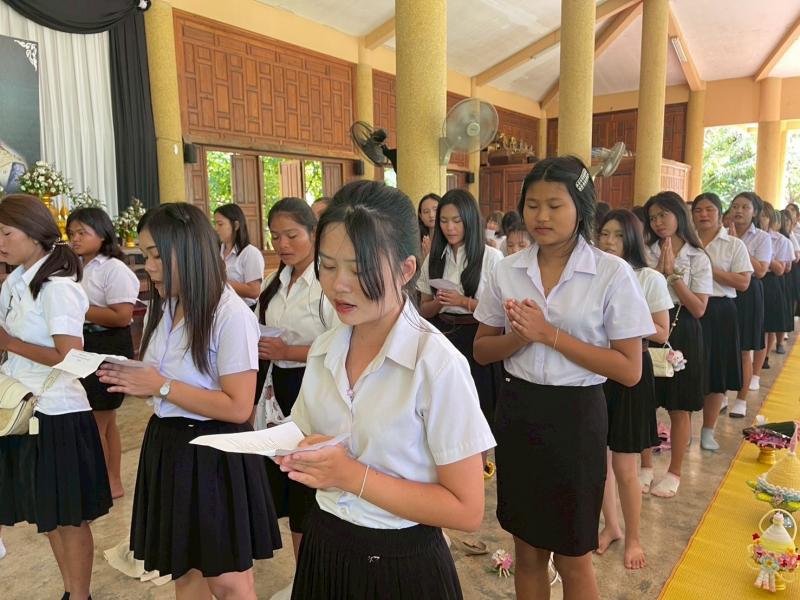 27. โครงการพัฒนาผู้เรียน เสริมสร้างคุณธรรม จริยธรรม บูชาครูสู่การเรียนรู้ตลอดชีวิต