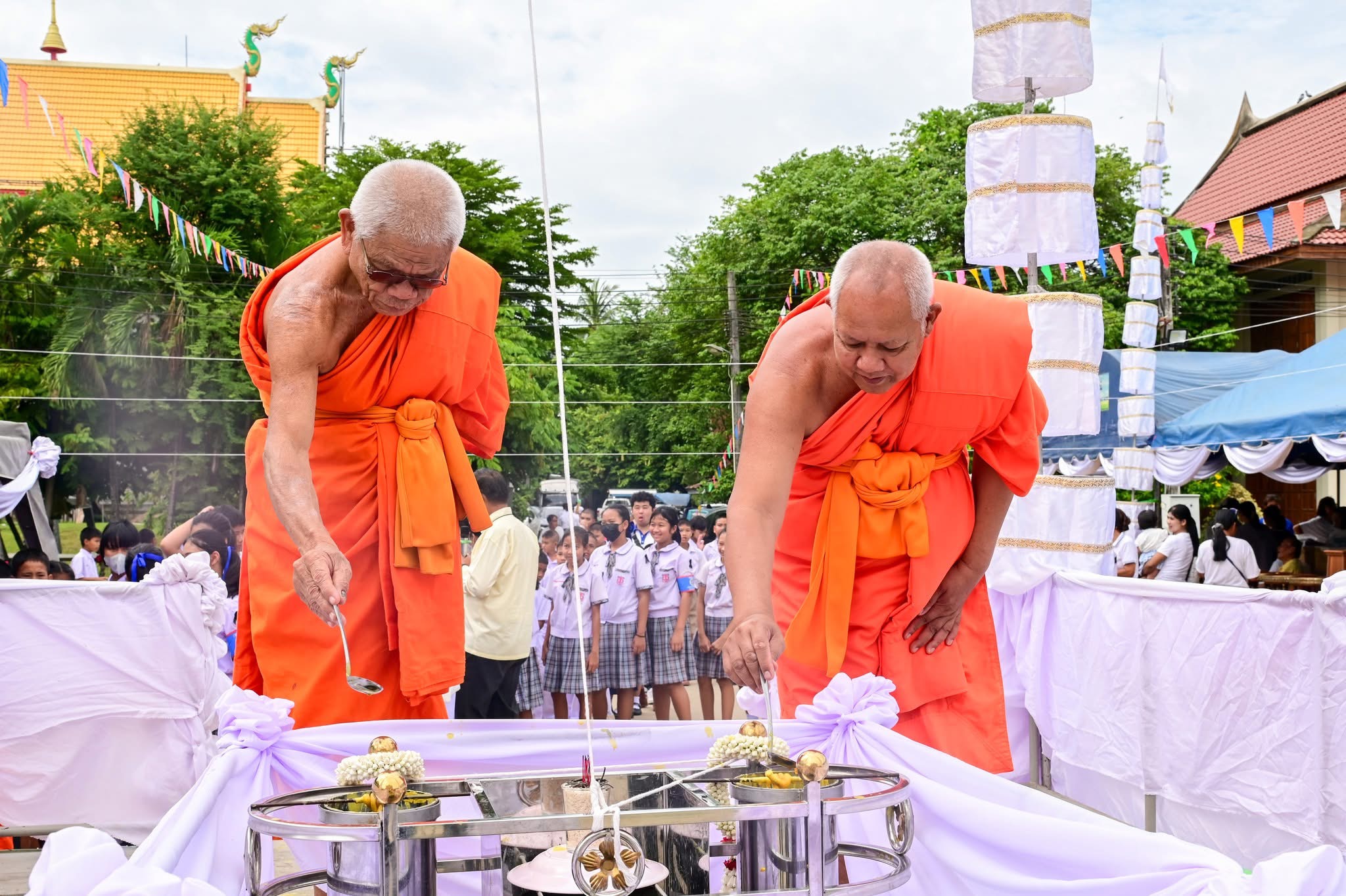  เข้าร่วมโครงการหล่อเทียนพรรษา ประจำปีงบประมาณ พ.ศ. 2569