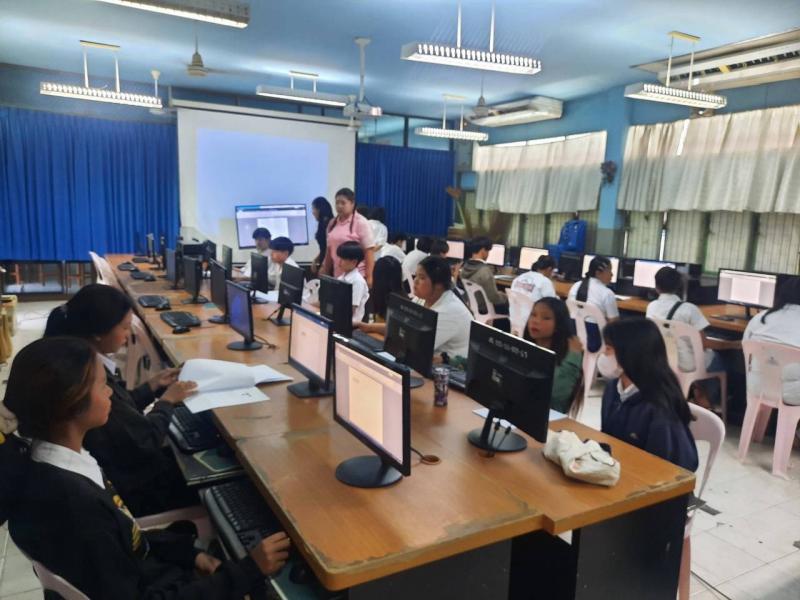8. โครงการเรียนรู้การใช้คอมพิวเตอร์เบื้องต้น และรู้เท่าทันสื่อดิจิทัล