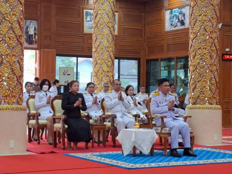 3. เข้าร่วมพิธีบำเพ็ญกุศล ทำบุญตักบาตร ข้าวสารอาหารแห้ง ในวาระครบ 50 วัน (ปัญญาสมวาร