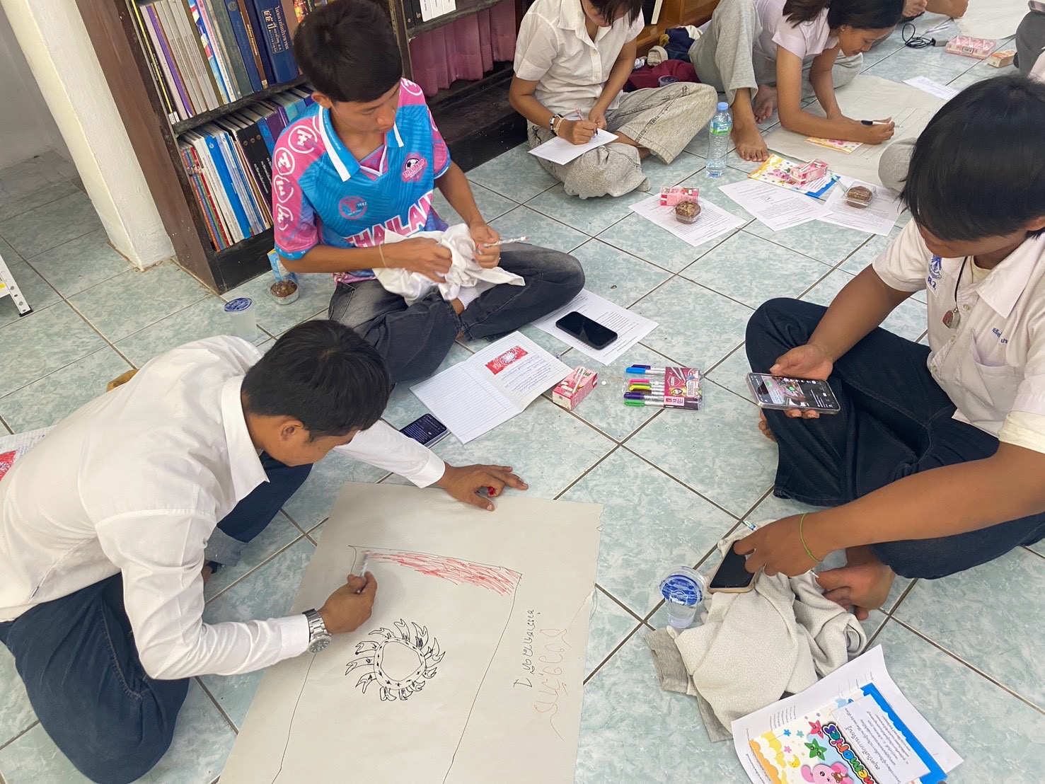 โครงการพัฒนาผู้เรียนเพื่อการเรียนรู้ประวัติศาสตร์ชาติไทย และบุญคุณของพระมหากษัตริย์ไทย 