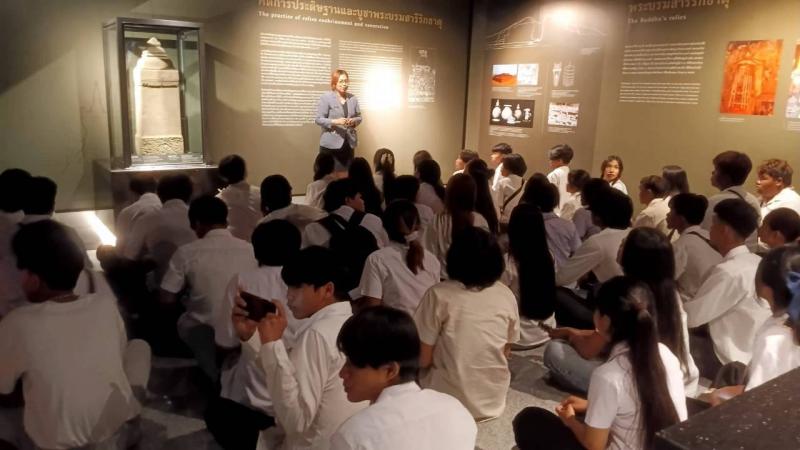 2. โครงการพัฒนาผู้เรียนเพื่อการเรียนรู้ประวัติศาสตร์ชาติไทย และบุญคุณของพระมหากษัตริย์ไทย  (กิจกรรมพัฒนาผู้เรียน) ระยะที่ 2 