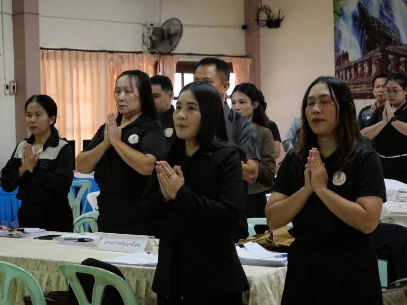 6. เข้าร่วมโครงการการประชุมเชิงปฏิบัติการ บรรณาธิการต้นฉบับแบบทดสอบวัดผลสัมฤทธิ์ปลายภาคเรียนรายวิชาเลือกเสรี