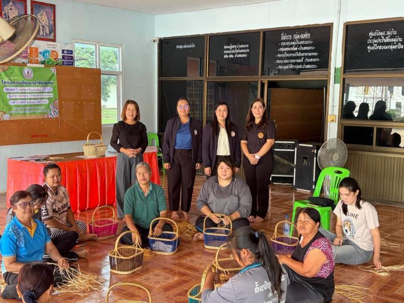 6. ได้รับการนิเทศจากสำนักงานส่งเสริมการเรียนรู้ประจำจังหวัดกำแพงเพชร เพื่อติดตามผลการดำเนินงาน และให้กำลังใจศูนย์ฝึกอาชีพชุมชน