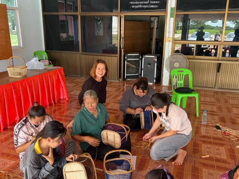 7. ได้รับการนิเทศจากสำนักงานส่งเสริมการเรียนรู้ประจำจังหวัดกำแพงเพชร เพื่อติดตามผลการดำเนินงาน และให้กำลังใจศูนย์ฝึกอาชีพชุมชน