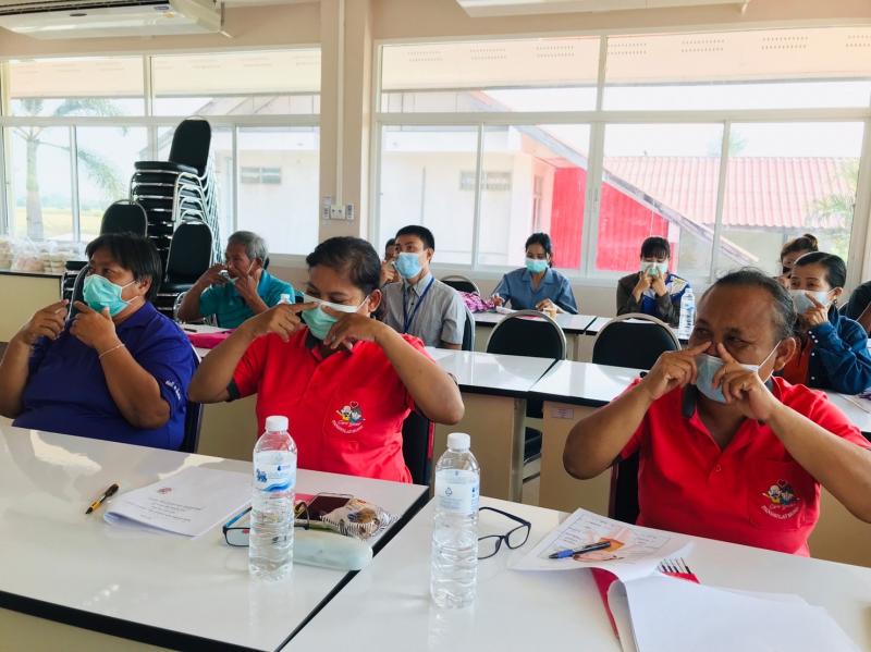 4. โครงการภาษาต่างประเทศเพื่อการสื่อสารด้านอาชีพภาษาอังกฤษสำหรับการนวดแผนไทย