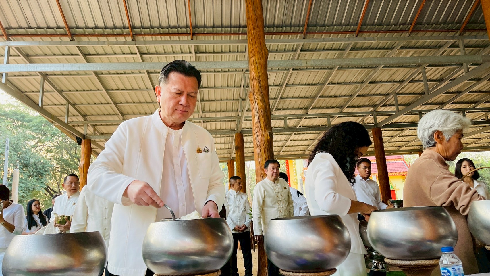ทำบุญในวันธรรมสวนะ (วันพระใหญ่) 