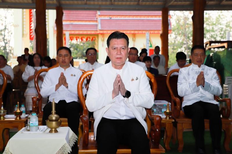 3. ทำบุญในวันธรรมสวนะ (วันพระใหญ่) 