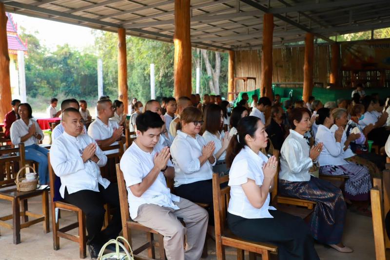 16. ทำบุญในวันธรรมสวนะ (วันพระใหญ่) 