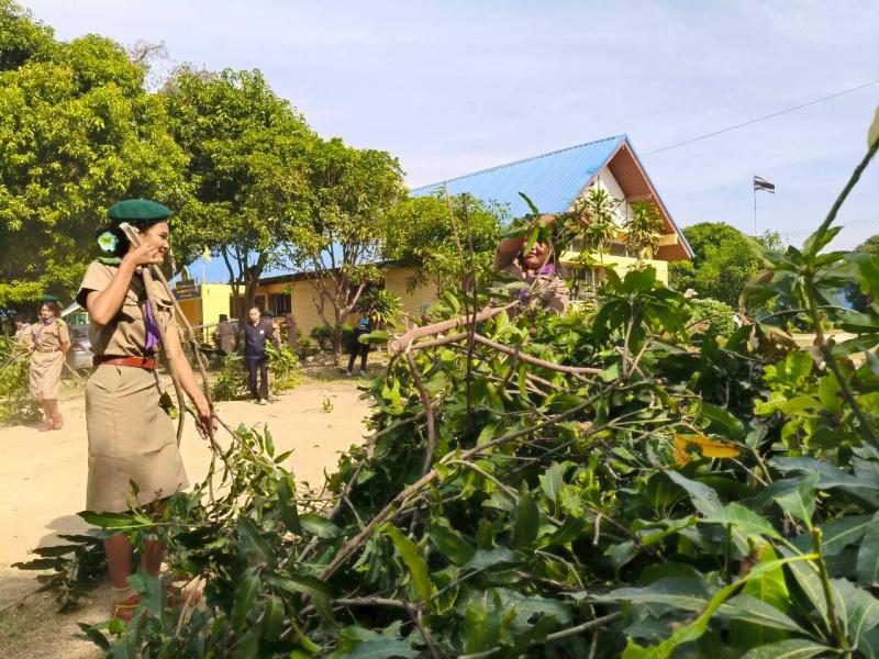 10. จิตอาสาบำเพ็ญประโยชน์ วันสมเด็จพระมหาธีรราชเจ้า ประจำปี 2568