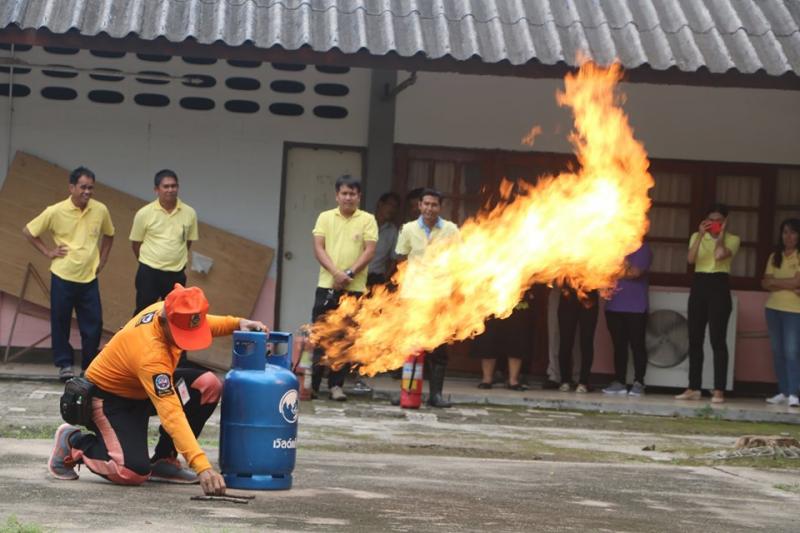 4. ปภ.จัดหนัก..!!! กศน.กำแพงเพชร ฝึกซ้อมแผนป้องกันภัย
