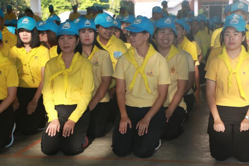 3. ร่วมการจัดกิจกรรมจิตอาสาพัฒนาปรับภูมิทัศน์ ทำความสะอาดโรงเรียน เพื่อถวายพระราชกุศลและน้อมรำลึกเนื่องในโอกาสวันคล้ายวันสวรรคตพระบาทสมเด็จพระมงกุฎเกล้าเจ้าอยู่หัว (วันสมเด็จพระมหาธีรราชเจ้า)