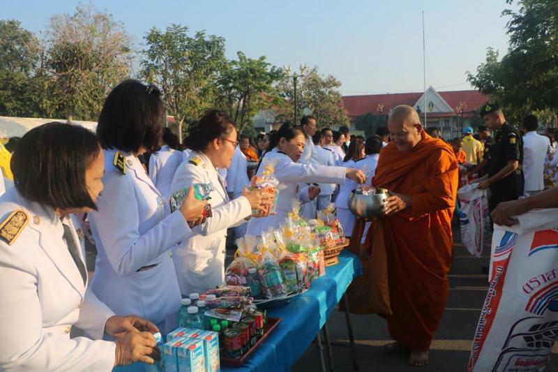 4. สำนักงาน กศน.จังหวัดกำแพงเพชร ร่วมกิจกรรมเนื่องในวันพ่อแห่งชาติ 5 ธันวาคม 2562