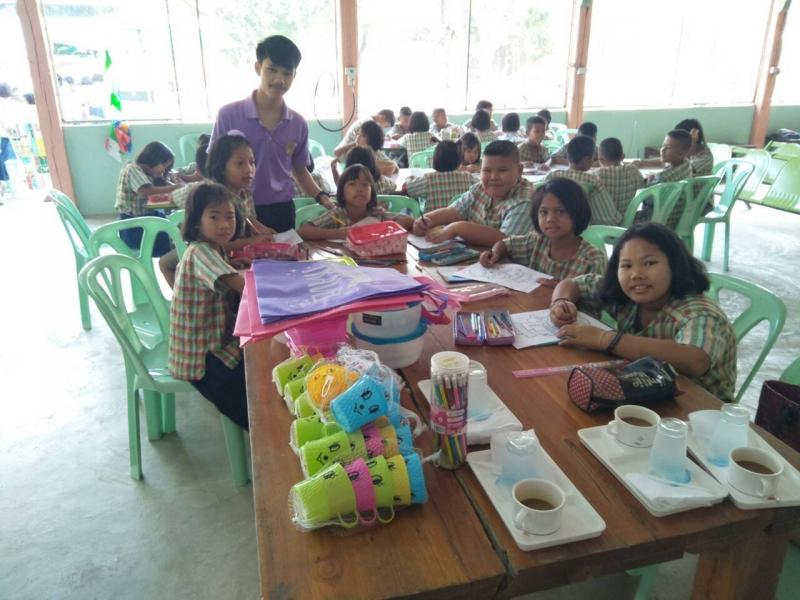 6. กิจกรรมห้องสมุดเคลื่อนที่ในโครงการส่งเสริมการอ่านการเรียนรู้ กศน.จังหวัดกำแพงเพชร