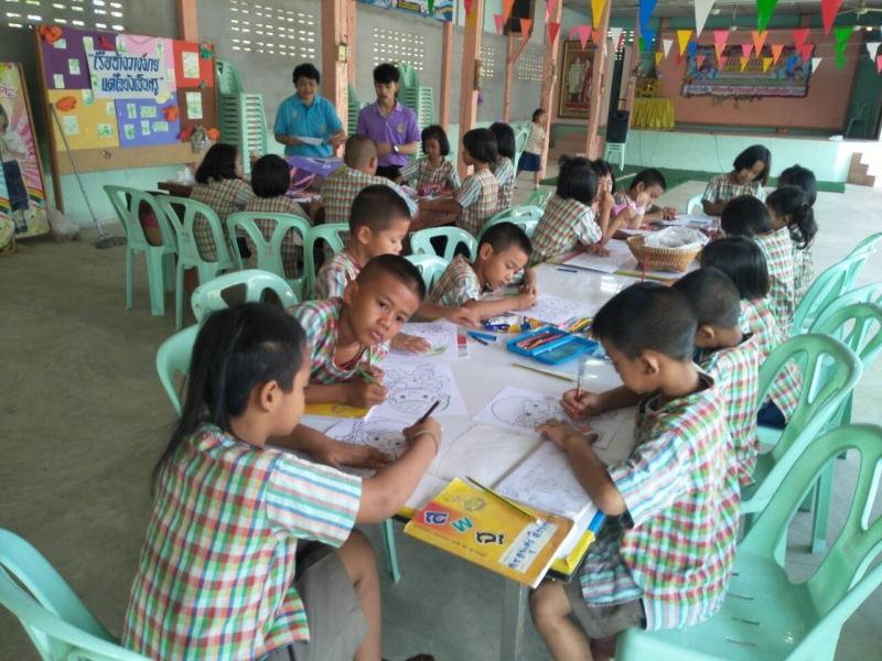 7. กิจกรรมห้องสมุดเคลื่อนที่ในโครงการส่งเสริมการอ่านการเรียนรู้ กศน.จังหวัดกำแพงเพชร