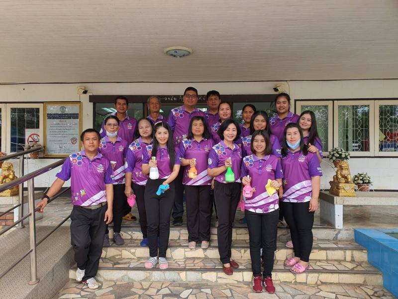 3. บุคลากร สำนักงาน กศน.จังหวัดกำแพงเพชร ทำกิจกรรม 5ส ป้องกันการแพร่ระบาดของโรคติดเชื้อไวรัสโคโรนา โควิท -19 (COVID-19) 