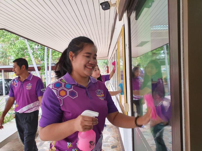 6. บุคลากร สำนักงาน กศน. จังหวัดกำแพงเพชร ทำกิจกรรม 5ส ป้องกันการแพร่ระบาดของโรคติดเชื้อไวรัสโคโรนา โควิท -19 (COVID-19)