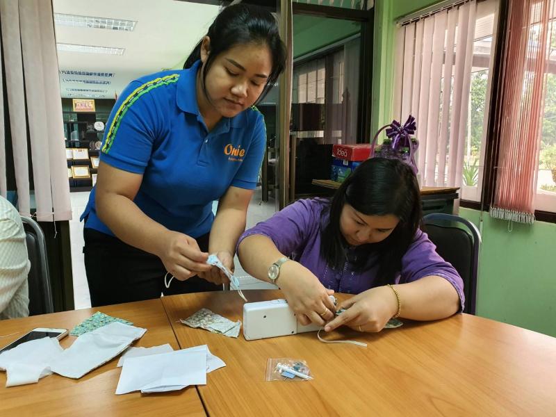 17. สำนักงาน กศน.จังหวัดกำแพงเพชร เขับเคลื่อนนโยบายเร่งด่วน! เร่งผลิตหน้ากากอนามัยและเจลล้างมืออย่างต่อเนื่อง