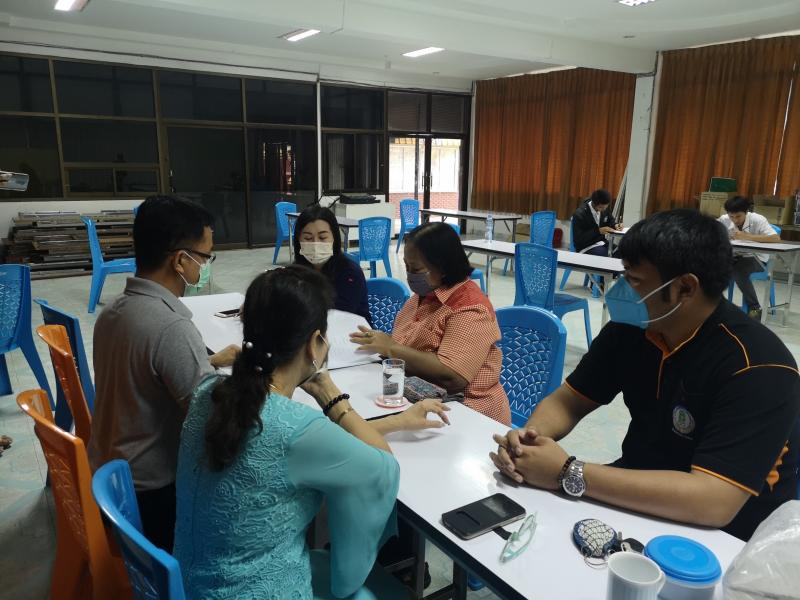 4. ผอ. สำนักงาน กศน.จังหวัดกำแพงเพชร พร้อมคณะ ได้ลงพื้นที่ตรวจเยี่ยมสนามสอบปลายภาค ภาคเรียนที่ 2 ปีการศึกษา 2562