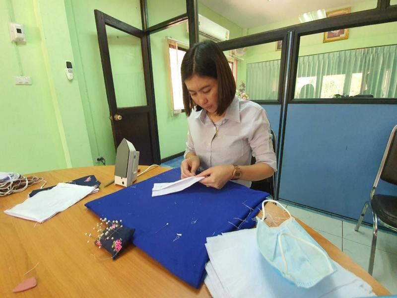 2. สำนักงาน กศน.จังหวัดกำแพงเพชร ขับเคลื่อนนโยบายเร่งด่วน ในการป้องกันวิกฤตการณ์จากโรคติดเชื้อไวรัสโคโรนา 2019 หรือโควิด 19