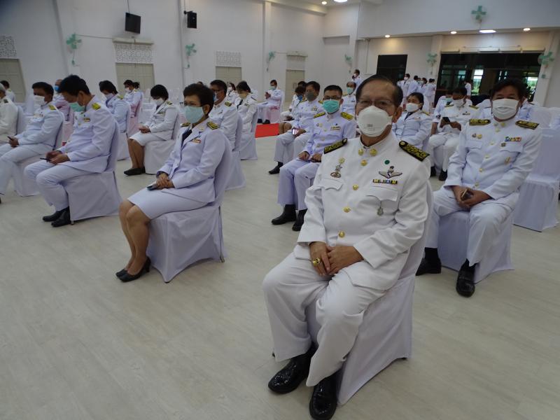 6. ผู้อำนวยการสำนักงาน กศน. จังหวัดกำแพงเพชร ร่วมพิธีวางพานพุ่มดอกไม้สดเนื่องใน พิธีวันที่ระลึกวันคล้ายวันสวรรคตสมเด็จพระนเรศวรมหาราช (๒๕ เมษายน ๒๕๖๓) จังหวัดกำแพงเพชร