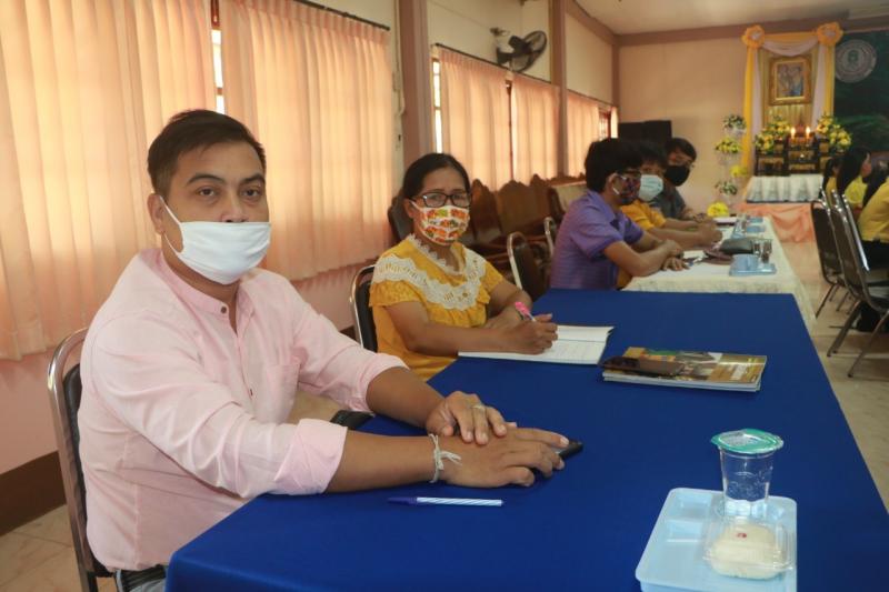 29. สำนักงาน กศน.กำแพงเพชร ดำเนินการจัดประชุมวางแผน การจัดทำสื่อวีดิทัศน์สำหรับการจัดการศึกษาออนไลน์