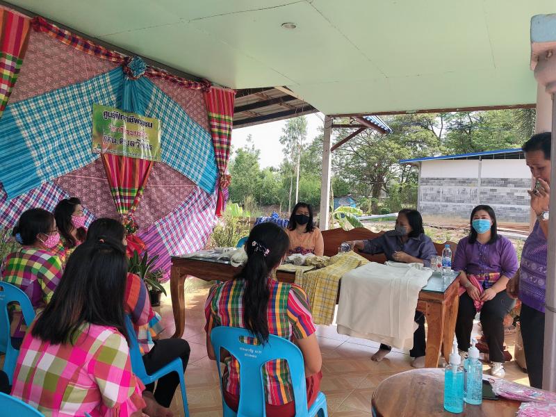 10. สำนักงาน กศน .จังหวัดกำแพงเพชร เข้านิเทศหลักสูตรอาชีพการทำกระเป๋าจากผ้าขาวม้า และนิเทศการเตรียมความพร้อมการจัดกระบวนการเรียนรู้หลักสูตร กศน. 2551 ณ กศน.อำเภอคลองขลุง       