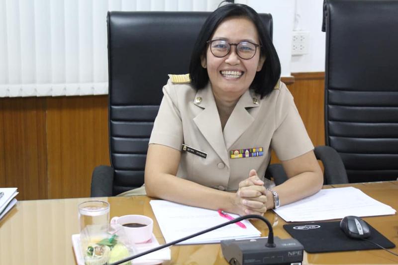 10. สำนักงาน กศน. จังหวัดกำแพงเพชร เข้าร่วมร่วมการประชุมการรายงานข้อมูลเพื่อขอเปิดเรียนวันที่ 1 กรกฎาคม 2563 ในสถานการณ์การแพร่ระบาดของโรคติดเชื้อไวรัสโคโรนา 2019 (COVID - 19) ปีการศึกษา 2563 ของสถานศึกษาในจังหวัดกำแพงเพชร 