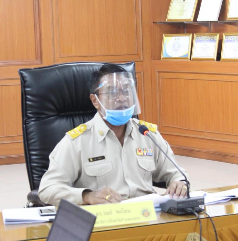 16. สำนักงาน กศน. จังหวัดกำแพงเพชร เข้าร่วมร่วมการประชุมการรายงานข้อมูลเพื่อขอเปิดเรียนวันที่ 1 กรกฎาคม 2563 ในสถานการณ์การแพร่ระบาดของโรคติดเชื้อไวรัสโคโรนา 2019 (COVID - 19) ปีการศึกษา 2563 ของสถานศึกษาในจังหวัดกำแพงเพชร 