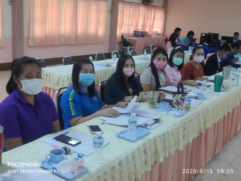 15. สำนักงาน กศน.จังหวัดกำแพงเพชร จัดการประชุมบุคลากร สังกัดสำนักงาน กศน.จังหวัดกำแพงเพชร  ประจำเดือนมิถุนายน 2563   ณ ห้องประชุมสำนักงาน กศน.จังหวัดกำแพงเพชร